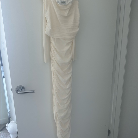 Bumpsuit - off the shoulder soft mesh dress MATERNITY - Picture 4 of 6